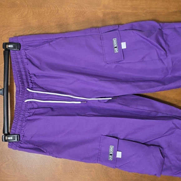 No Boundaries Purple Cargo Pants - Picture 4 of 6